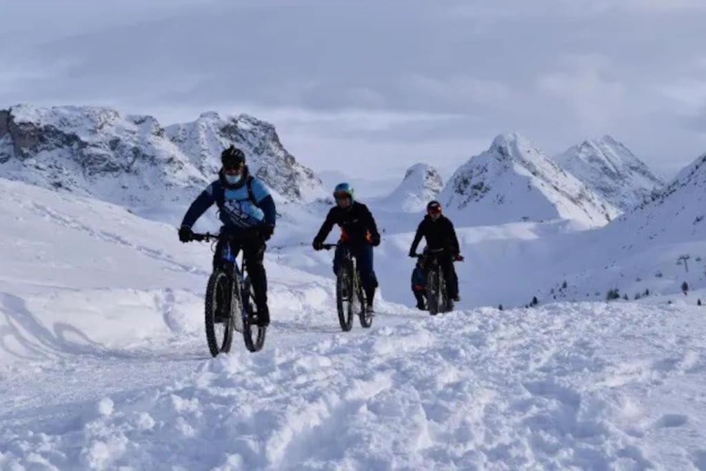 Appartement Belle Plagne Et Parking 拉普拉涅 外观 照片
